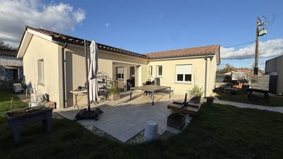 Maison - 126 m² - 5 pièces