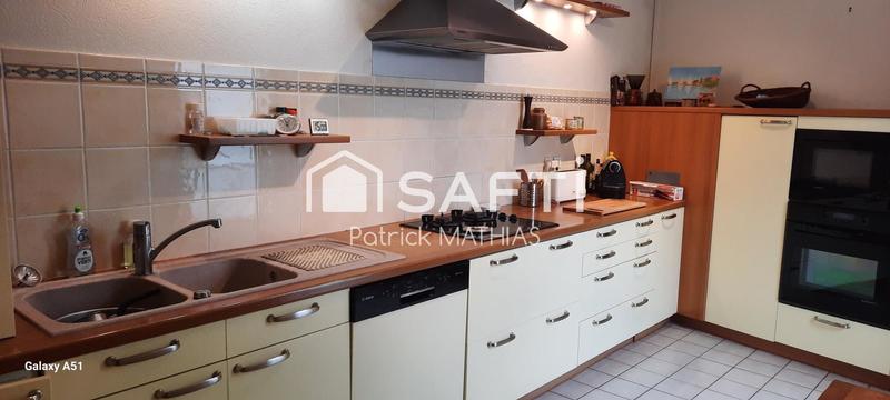 Appartement - 155 m² - 5 pièces