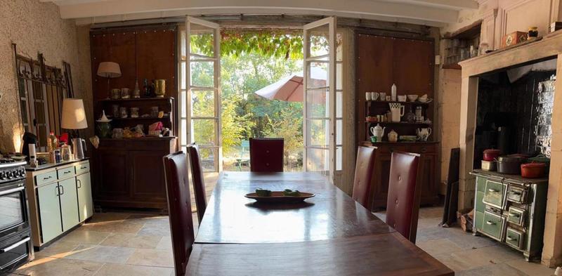 Maison - 255 m² - 5 pièces