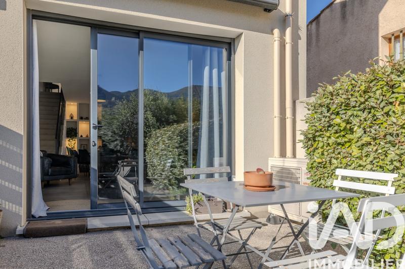 Appartement - 94 m² - 3 pièces