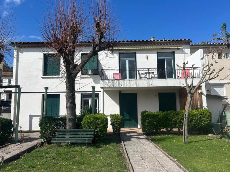 Maison - 159 m² - 12 pièces