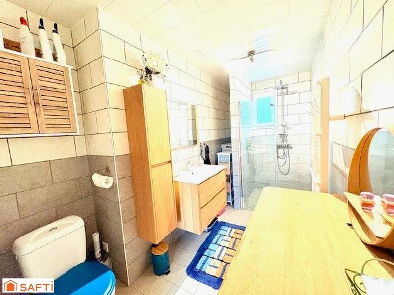 Maison - 90 m² - 5 pièces