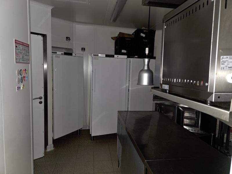 Fonds de commerce - 76 m²