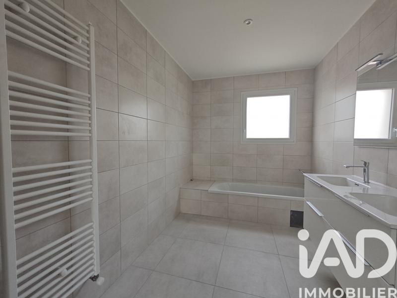 Maison - 102 m² - 5 pièces