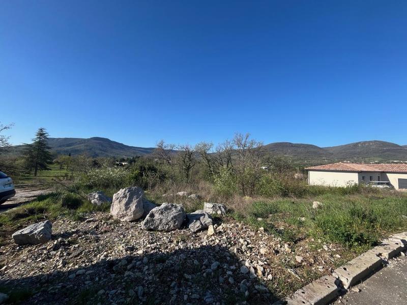 Terrain constructible - 440 m²