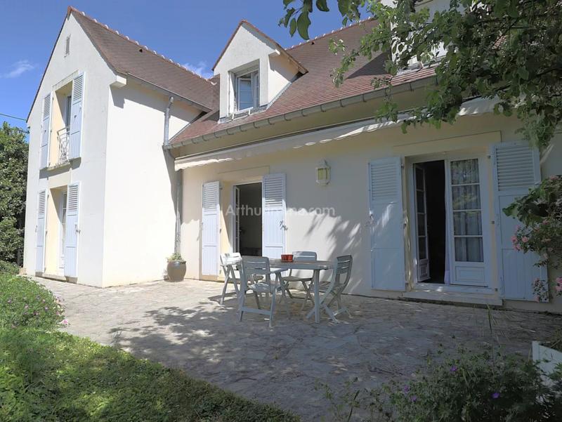 Maison - 193 m² - 6 pièces