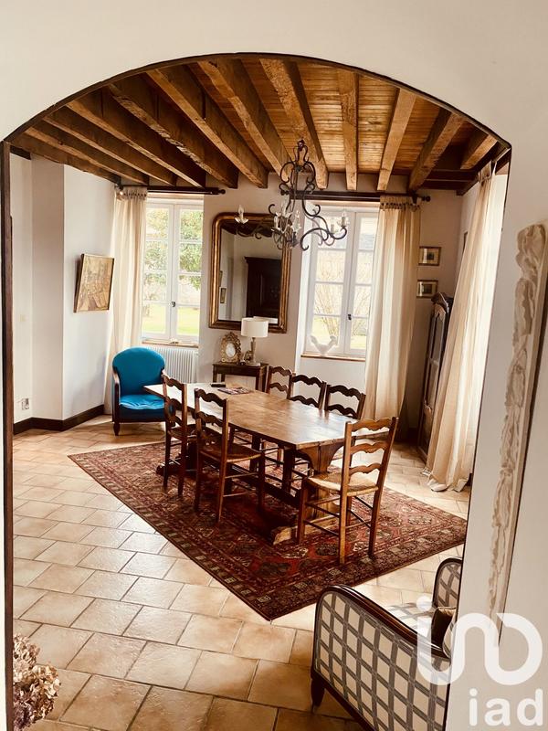 Maison - 412 m² - 10 pièces