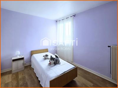 Maison - 97 m² - 5 pièces