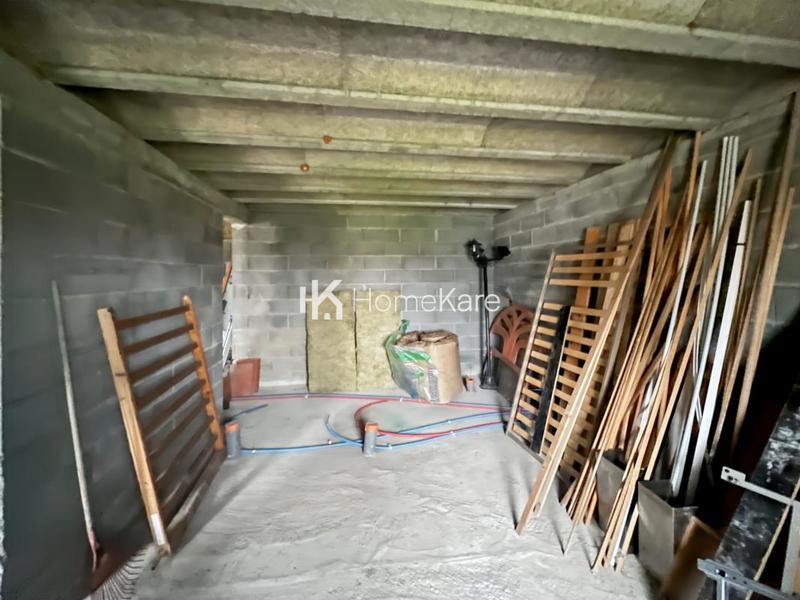 Maison - 220 m² - 6 pièces