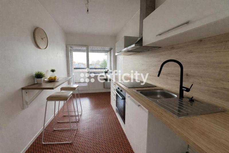 Appartement - 84 m² - 4 pièces