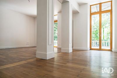 Appartement - 110 m² - 4 pièces