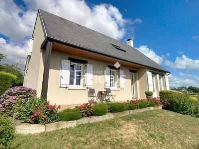 Maison - 137 m² - 6 pièces