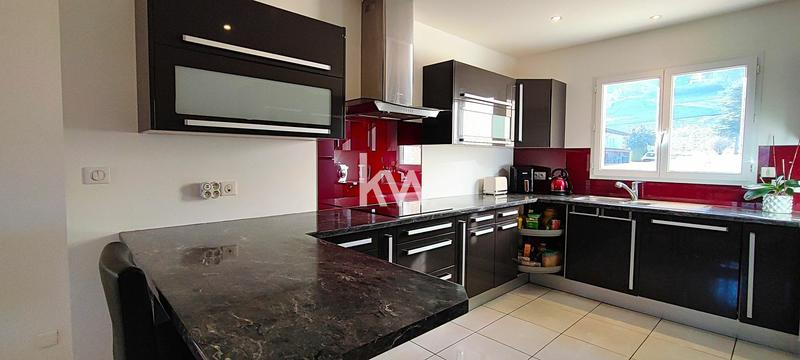 Maison - 130 m² - 5 pièces