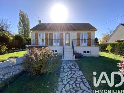 Maison - 93 m² - 4 pièces