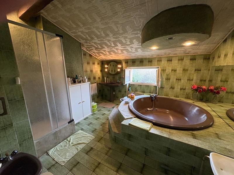 Maison - 232 m² - 5 pièces