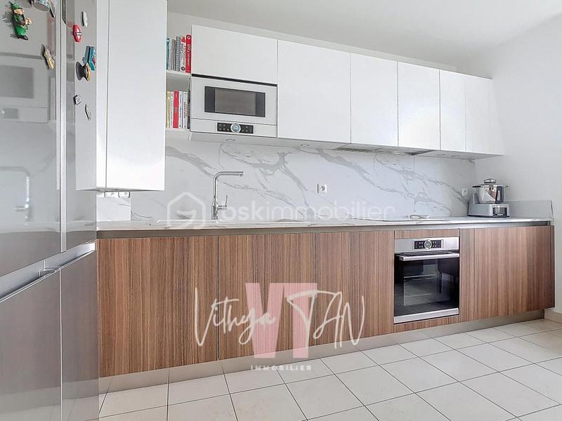 Appartement - 112 m² - 5 pièces