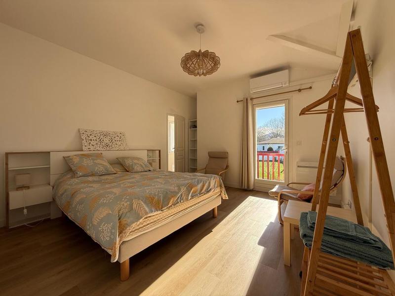 Villa - 275 m² - 9 pièces