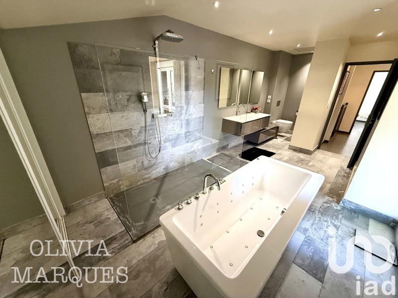 Maison - 165 m² - 4 pièces