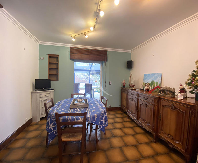 Maison - 163 m² - 6 pièces