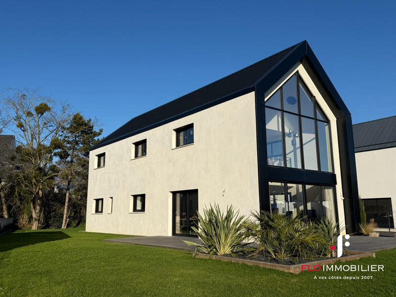 Maison - 167 m² - 7 pièces