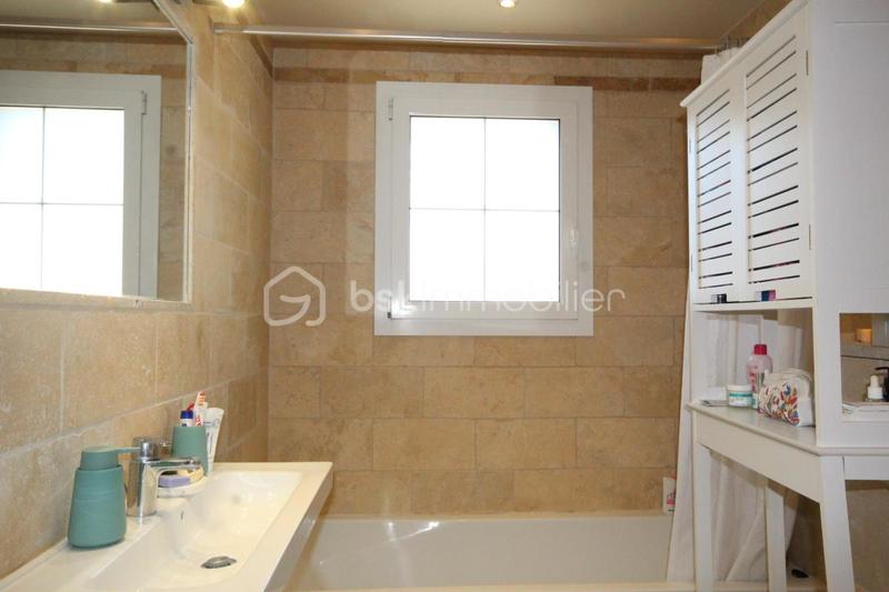 Villa - 149 m² - 8 pièces