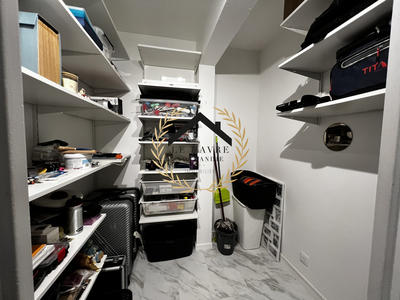 Appartement - 105 m² - 5 pièces