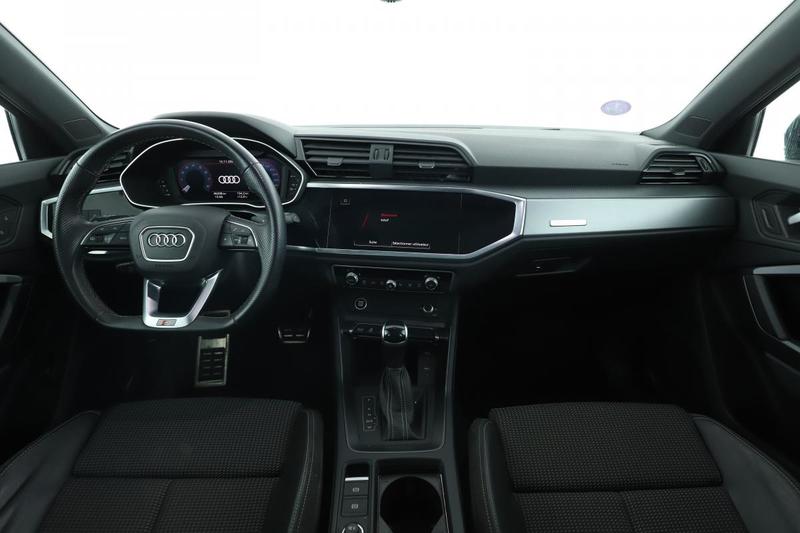 Audi Q3 35 Tfsi s line s tronic 7 150