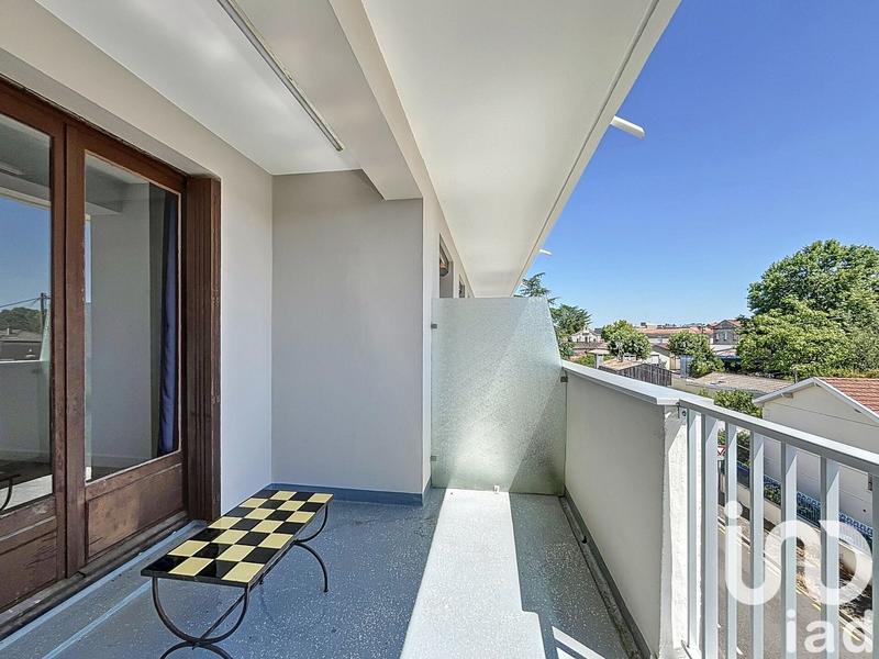 Appartement - 93 m² - 4 pièces