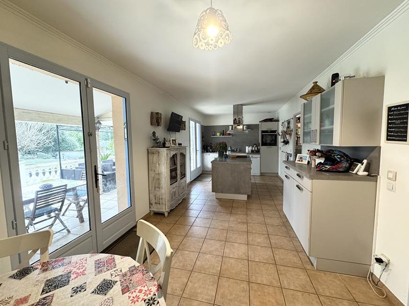 Villa - 127 m² - 5 pièces