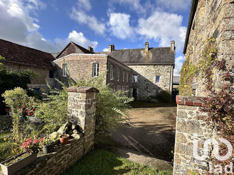 Maison - 205 m² - 8 pièces