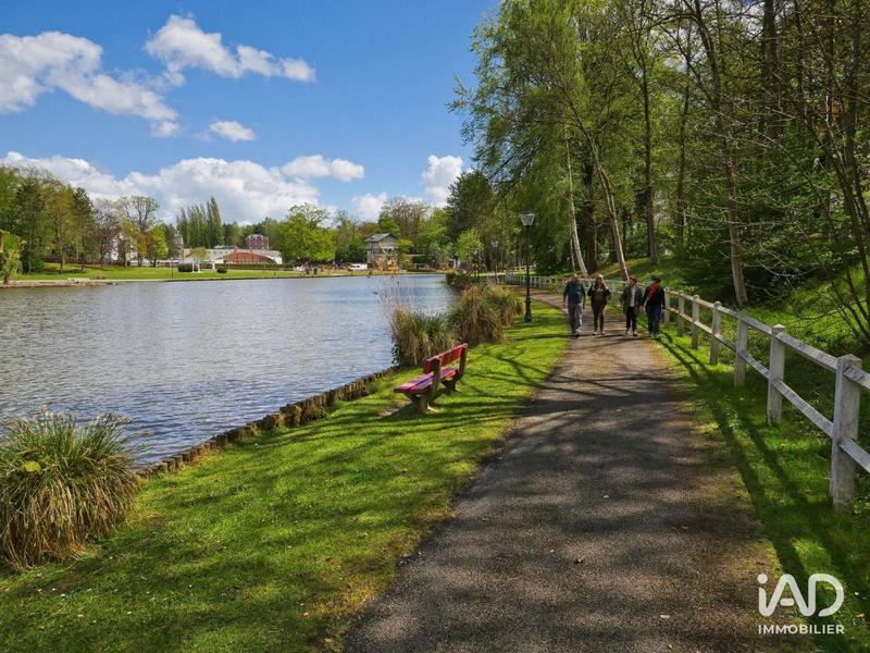 Local commercial - 255 m²