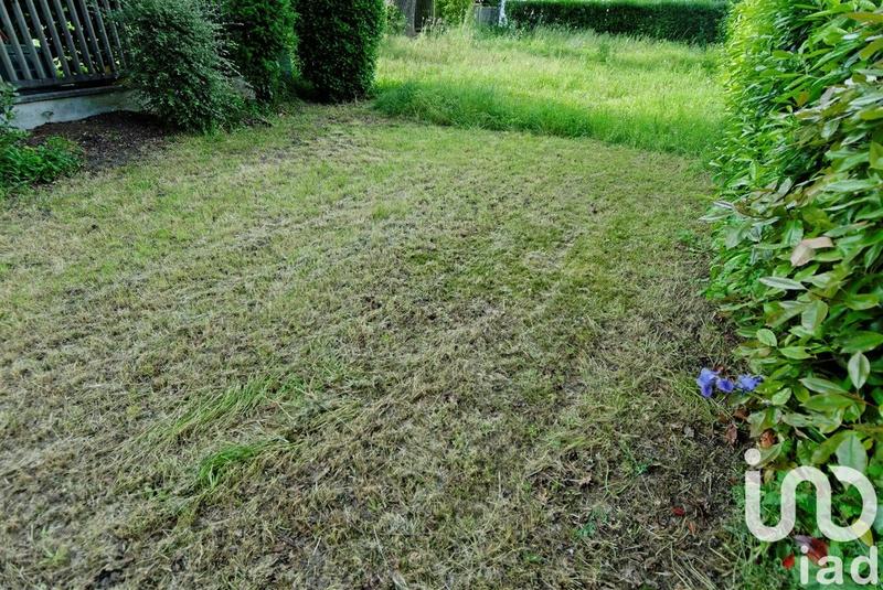 Maison - 260 m² - 12 pièces