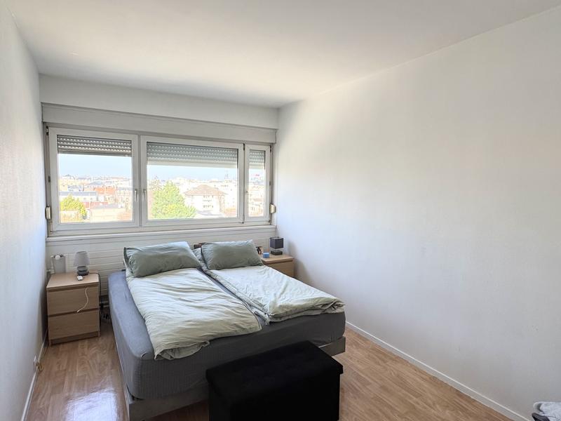 Appartement - 90 m² - 5 pièces