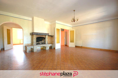 Maison de village - 137 m² - 5 pièces