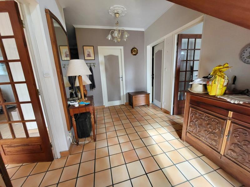 Maison - 127 m² - 7 pièces