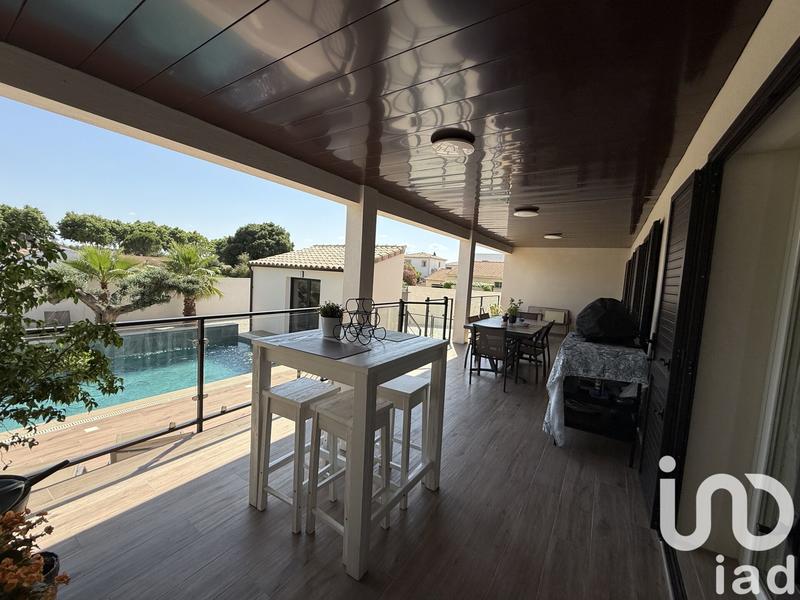 Maison - 201 m² - 6 pièces