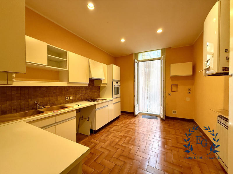 Appartement - 127 m² - 4 pièces