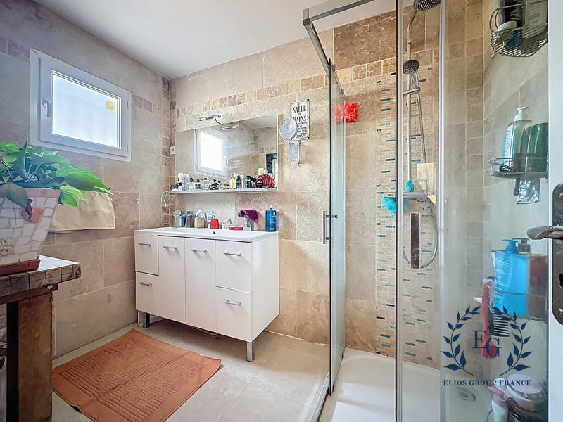 Maison - 170 m² - 5 pièces