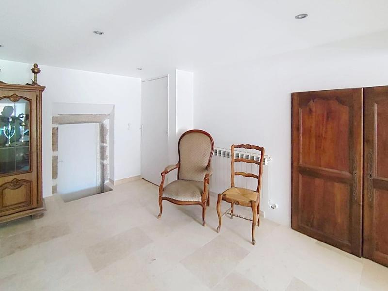 Maison - 259 m² - 12 pièces