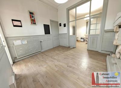 Local commercial - 83 m² - 1 pièce