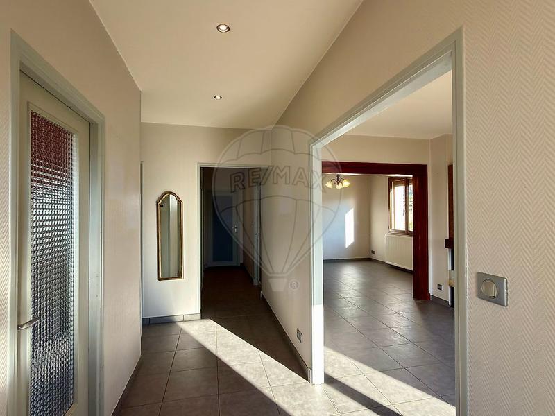 Maison - 96 m² - 4 pièces