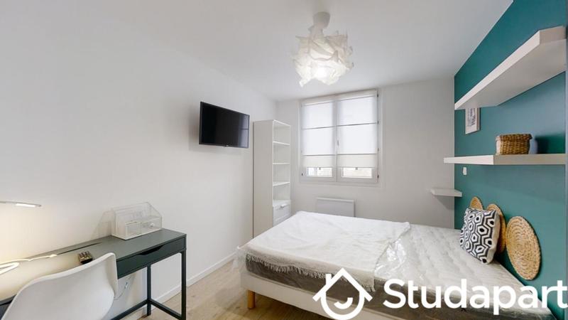 Chambre - 11 m² - 1 pièce