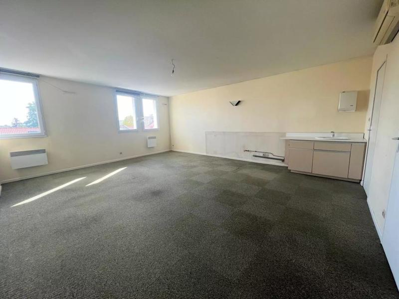 Local commercial - 138 m² - 7 pièces