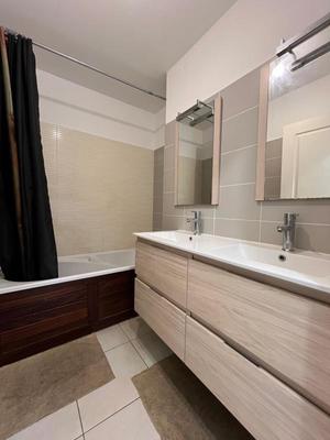 Appartement - 76 m² - 4 pièces