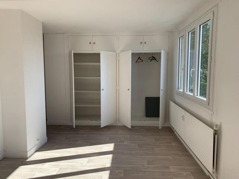 Studio - 30 m² - 1 pièce