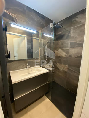 Appartement - 92 m² - 4 pièces