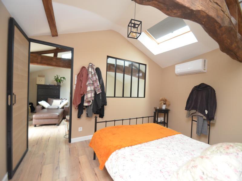 Maison en pierre - 252 m² - 11 pièces