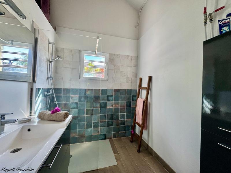 Maison - 94 m² - 5 pièces