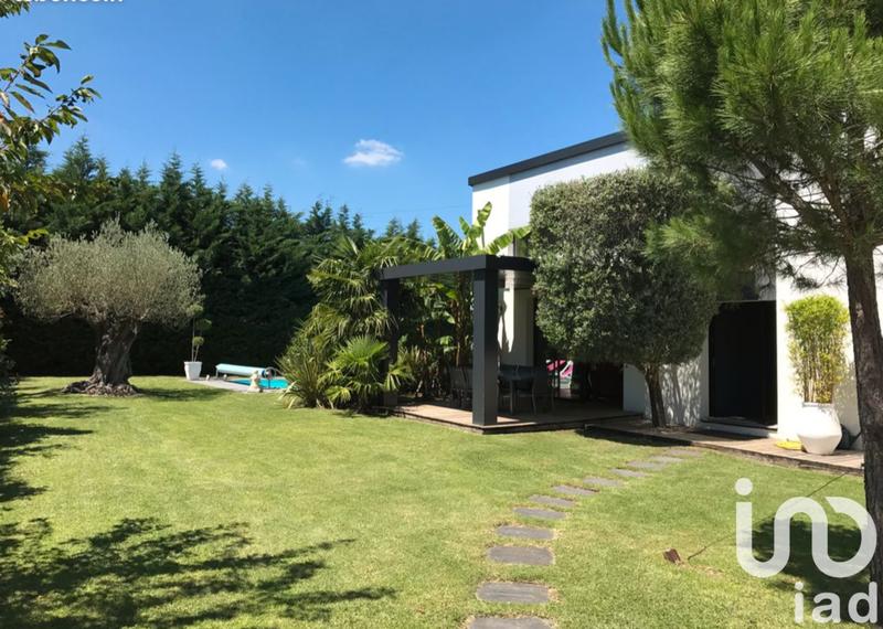 Maison de maîtres - 238 m² - 5 pièces