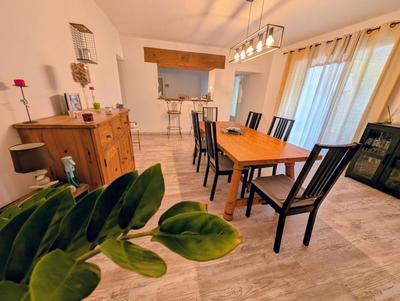 Maison de ville - 175 m² - 8 pièces